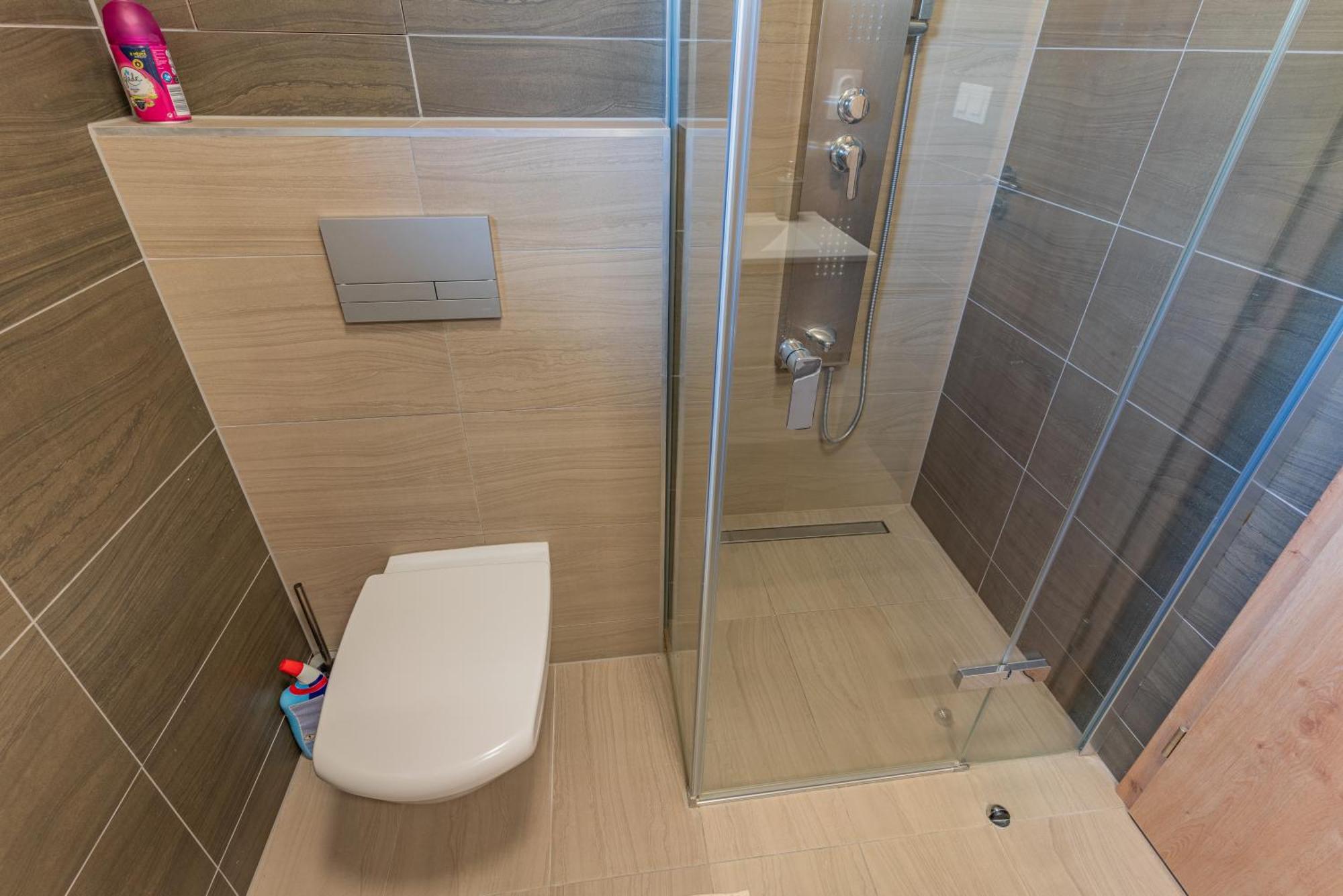 Apartman Černá v Pošumaví エクステリア 写真