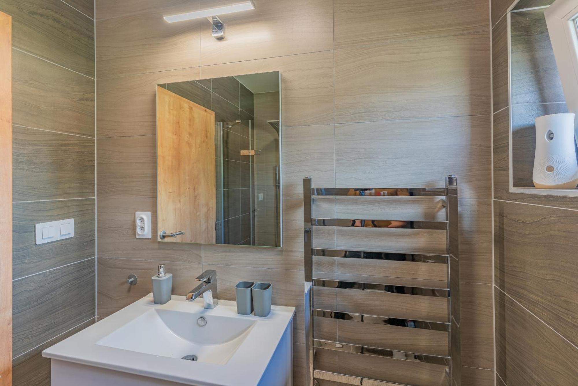 Apartman Černá v Pošumaví エクステリア 写真